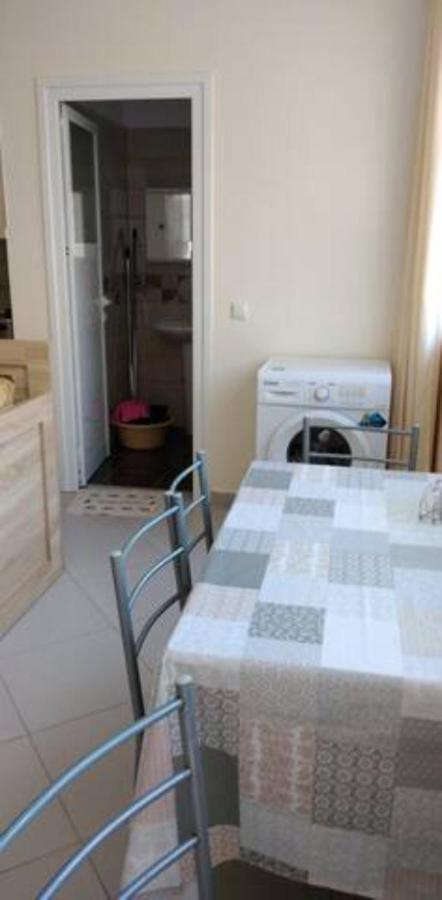 Vasili Sunstay Apartments Sarande Bagian luar foto