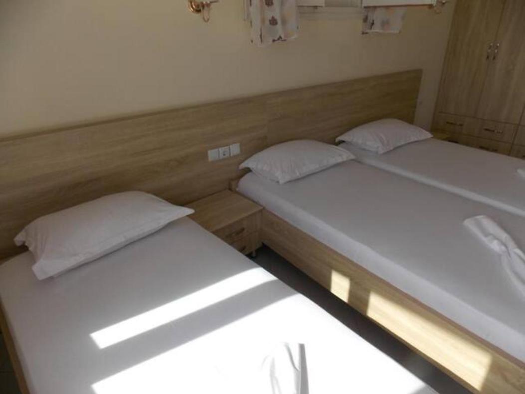 Vasili Sunstay Apartments Sarande Bagian luar foto