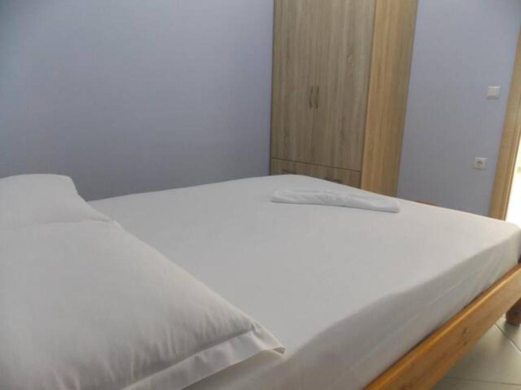 Vasili Sunstay Apartments Sarande Bagian luar foto