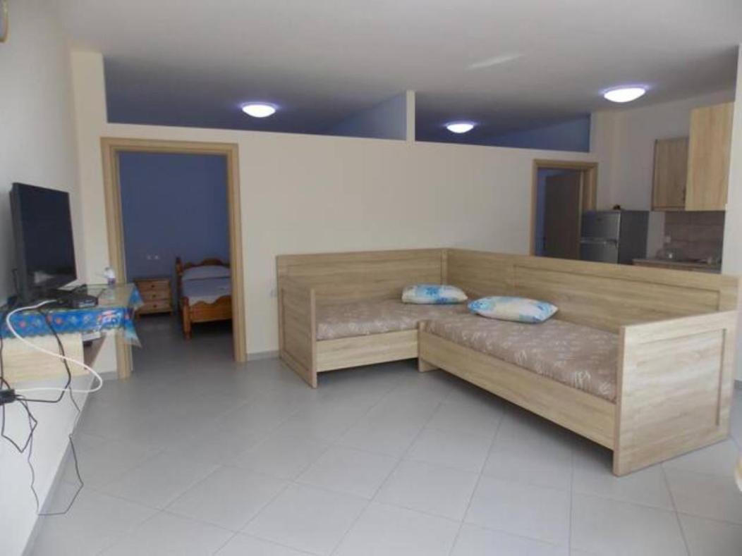 Vasili Sunstay Apartments Sarande Bagian luar foto