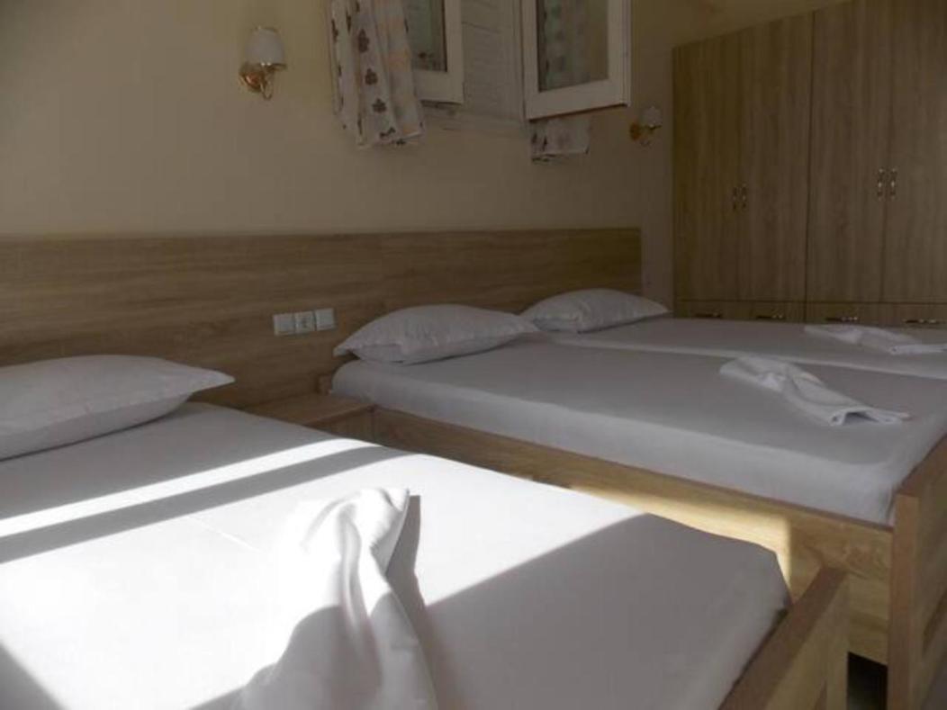 Vasili Sunstay Apartments Sarande Bagian luar foto
