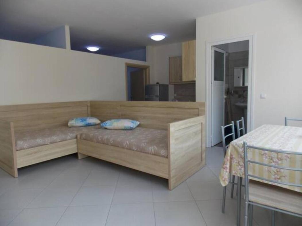 Vasili Sunstay Apartments Sarande Bagian luar foto