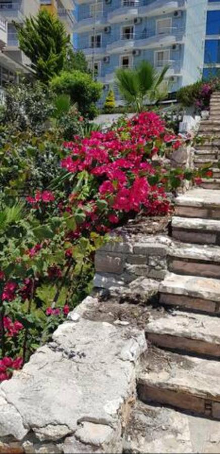 Vasili Sunstay Apartments Sarande Bagian luar foto